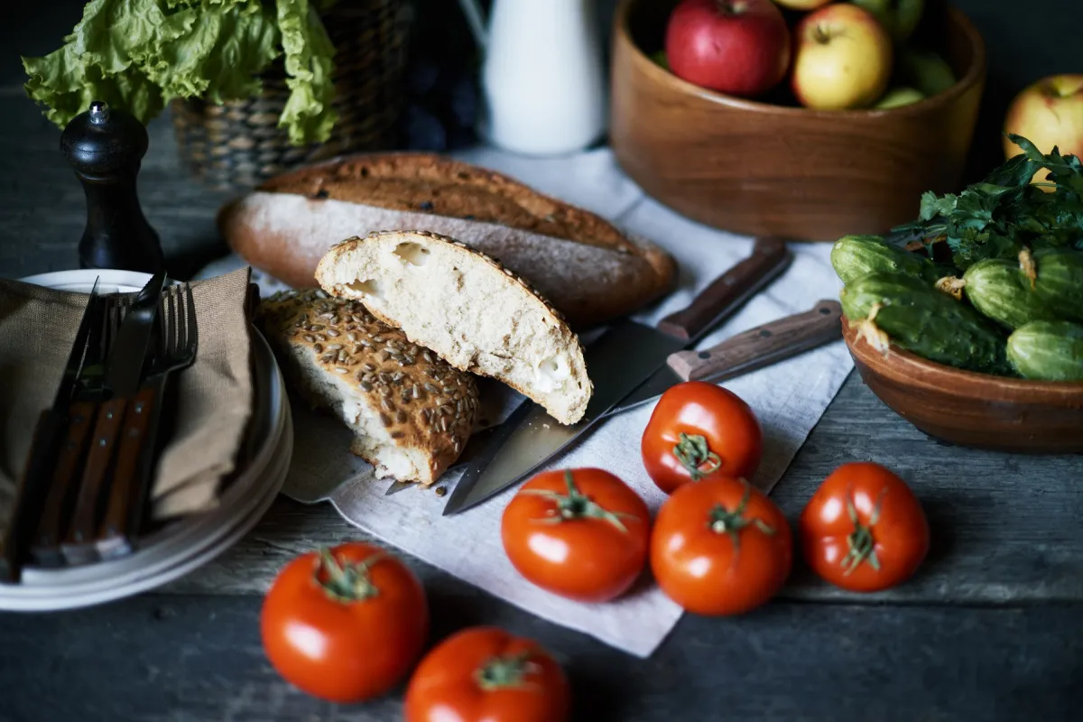 Home bakeries for the preparation of fresh bread and pastries