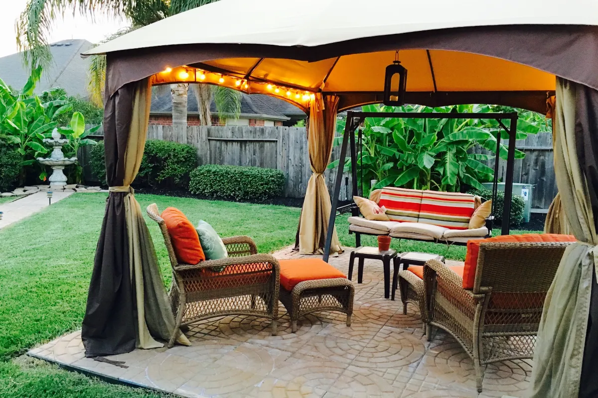 How to choose a gazebo?