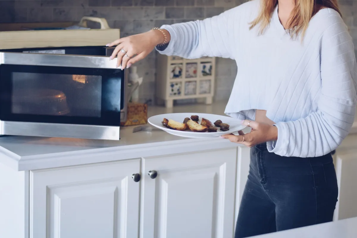 Microwave ovens for every practical kitchen